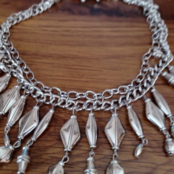 NWT PAPARAZZI HOLIDAY NECKLACE & EARRING SET - Picture 1 of 1